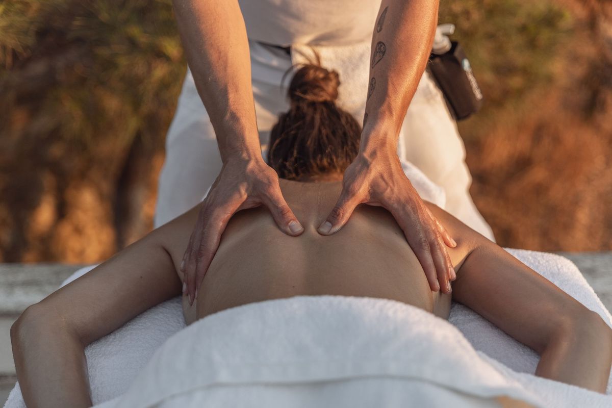 Muscle relaxation massage in Mykonos